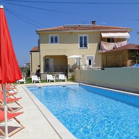 Apartments Villa Ela Umag Exteriör bild