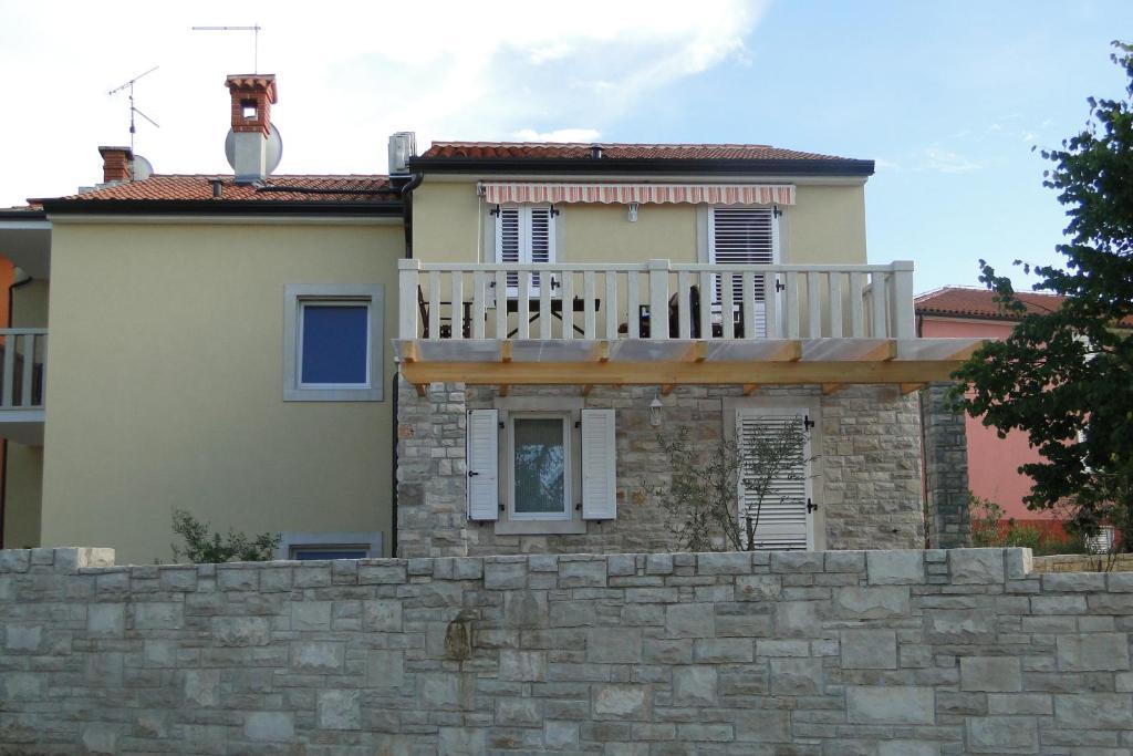 Apartments Villa Ela Umag Exteriör bild