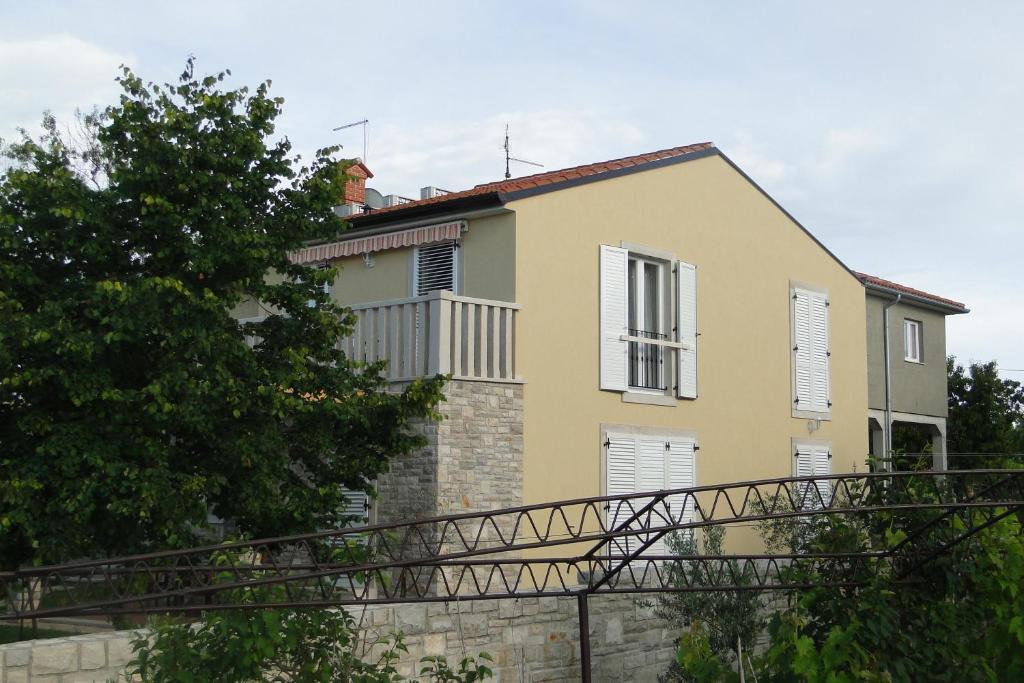Apartments Villa Ela Umag Exteriör bild