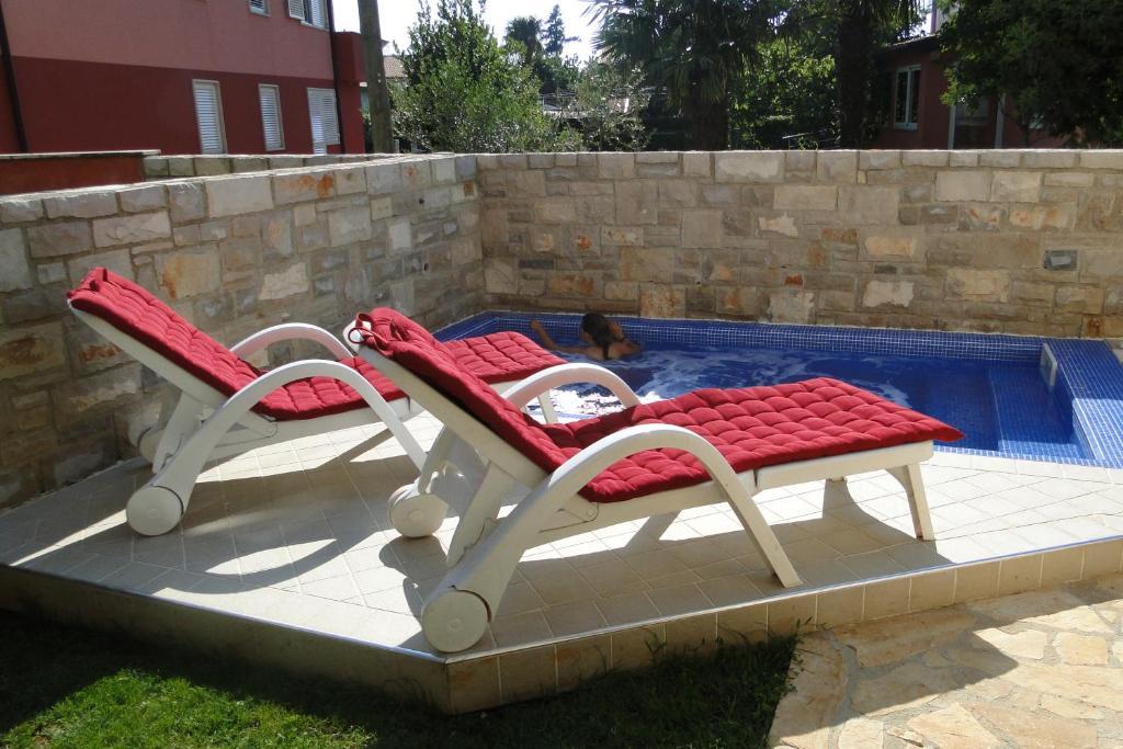 Apartments Villa Ela Umag Exteriör bild